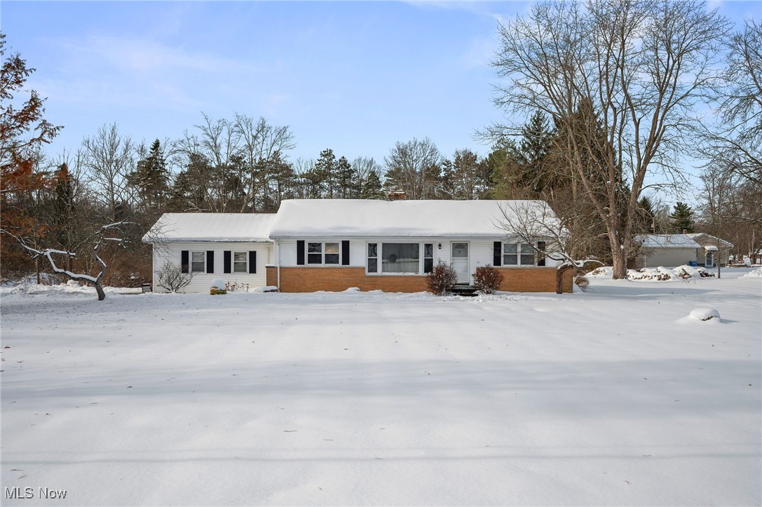 Kenston Lake Estate - Residential