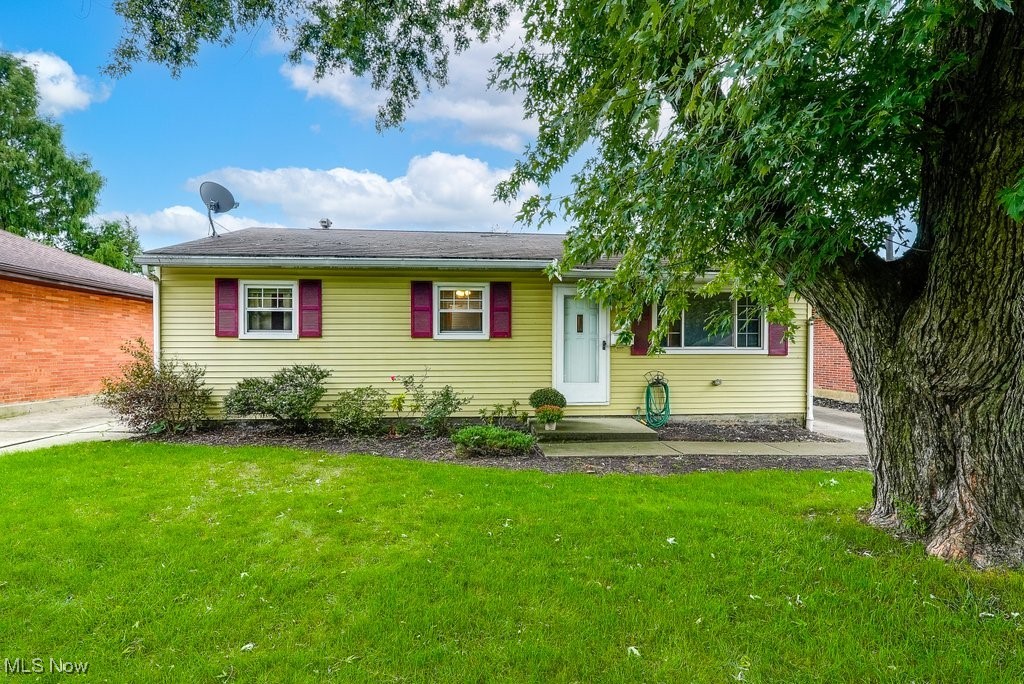 You don't want to miss this three-bedroom ranch home. The main level features 3 bedrooms, 1 full bath. The kitchen has an inviting eat-in area, perfect for casual meals, and leads to the open sunroom at the back of the house that opens to a deck, providing a relaxing space for outdoor enjoyment..
Two full recently renovated bathrooms. Downstairs, the retro finished basement adds character and additional living space, perfect for a family room, entertainment area, or hobby space. A two-car garage offers convenience and extra storage, completing this perfect blend of style, comfort, and function. New furnace and AC!!