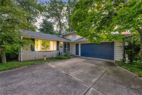 26479 Waterbury Circle, North Olmsted, OH 44070 - #: 5155053