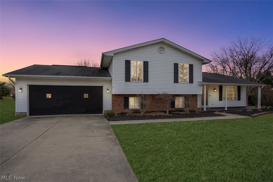 If you've been looking for a move-in ready home with all of the updates, in a wonderful neighborhood, welcome home! This 3 bedroom, 2.5 bath home offers 2038 square feet of living space on an oversized lot. Both the family room and kitchen offer vaulted ceilings, and recently updated light fixtures. You will absolutely love the kitchen that was updated just 2 months ago. Updates include: granite countertops, natural stone backsplash, island area with bar seating, and new vinyl plank flooring. All appliances replaced within the last 5 years. Large additional entertaining space that's perfect for game/media room on the lower level features a powder bath for your convenience. Separate Utility/laundry room with newer washer/dryer as well. Brand new energy efficient Gas furnace and central air installed 2/2019, hot water tank replaced 2016. The upper level offers 3 large bedrooms all with new carpeting. The master suite has its own updated full bath and tons of closet space. Two additional