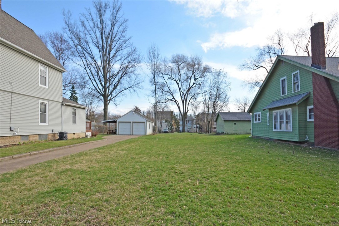 William F Woosters - Residential