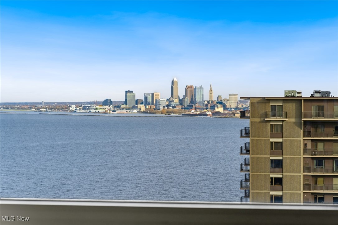 Marine Towers East Condo - Residential