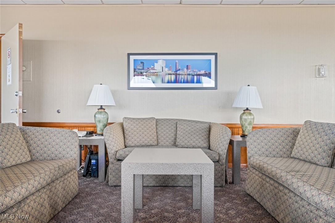 Marine Towers East Condo - Residential