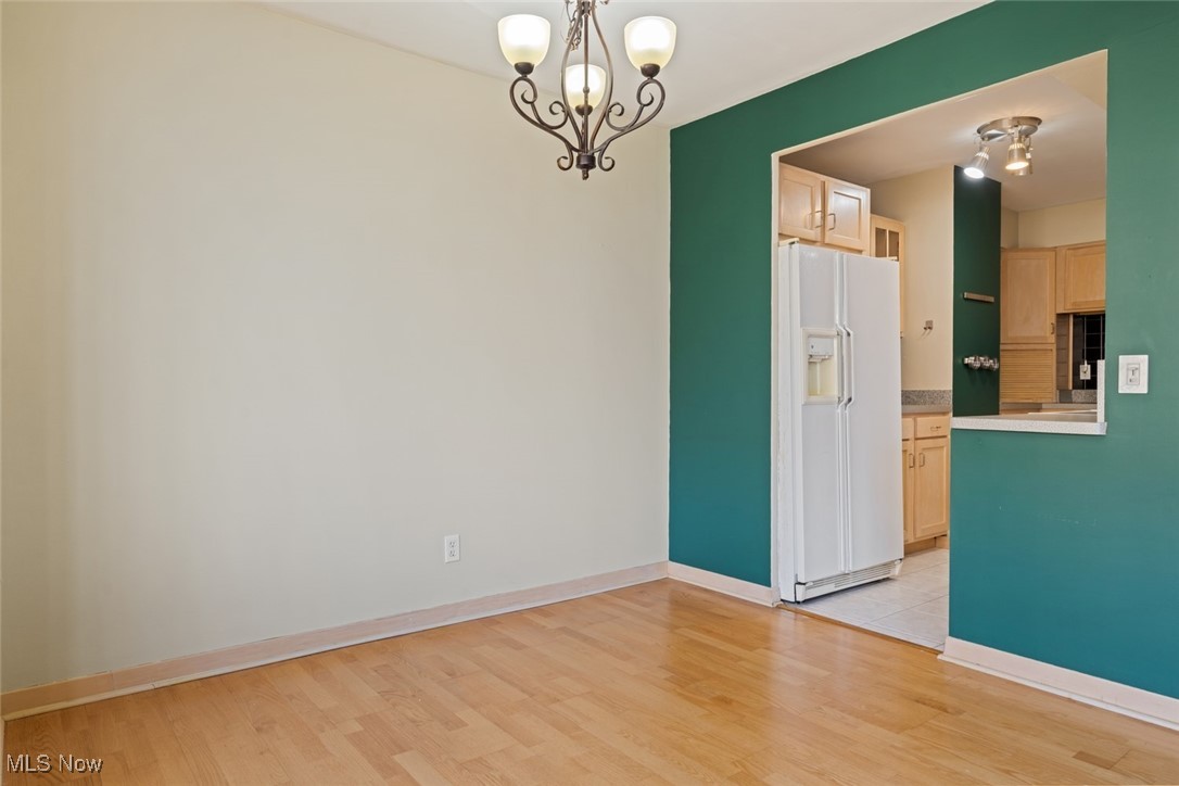 Marine Towers East Condo - Residential