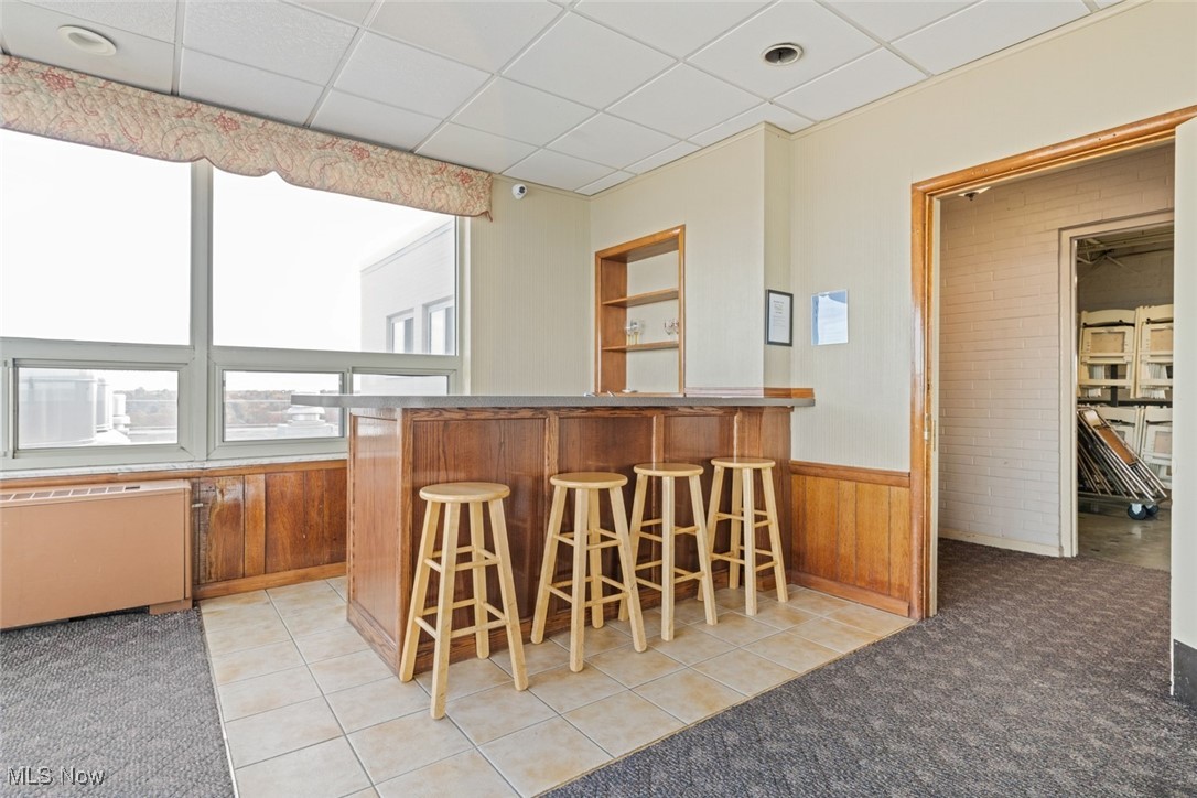 Marine Towers East Condo - Residential