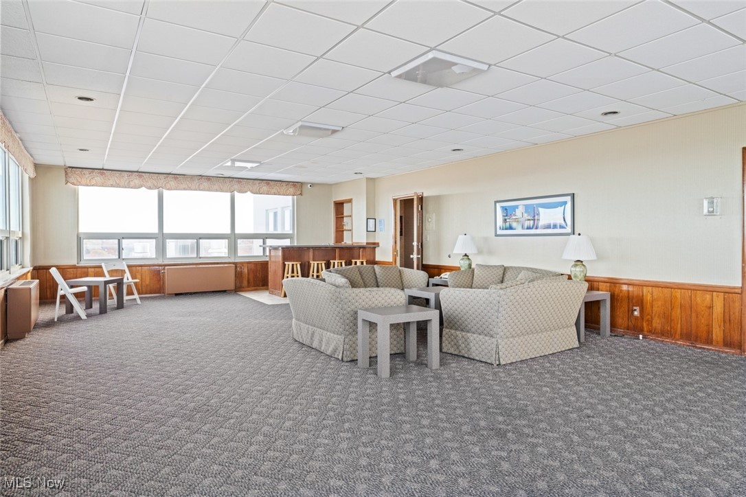 Marine Towers East Condo - Residential