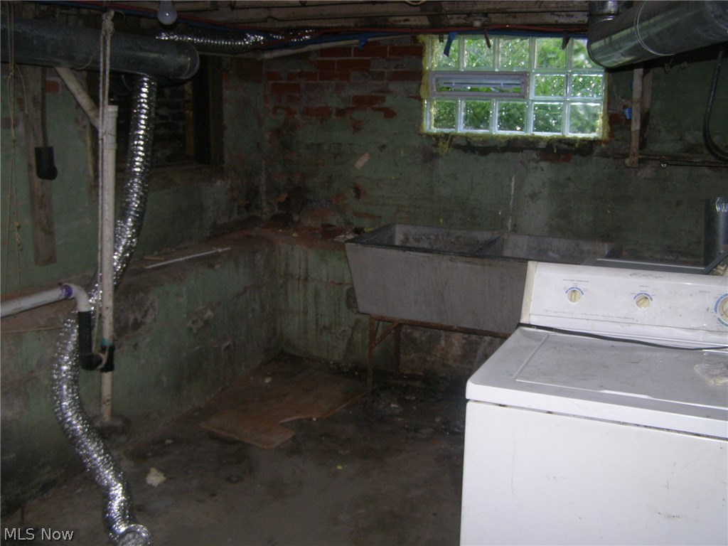 S R & Laura House Surv - Residential