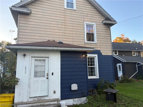 Tiny photo for 692 Franklin Avenue, Salem, OH 44460 (MLS # 5250925)
