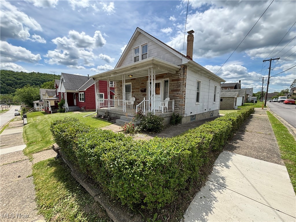 333 Heaslett Avenue, Weirton, West Virginia image 2