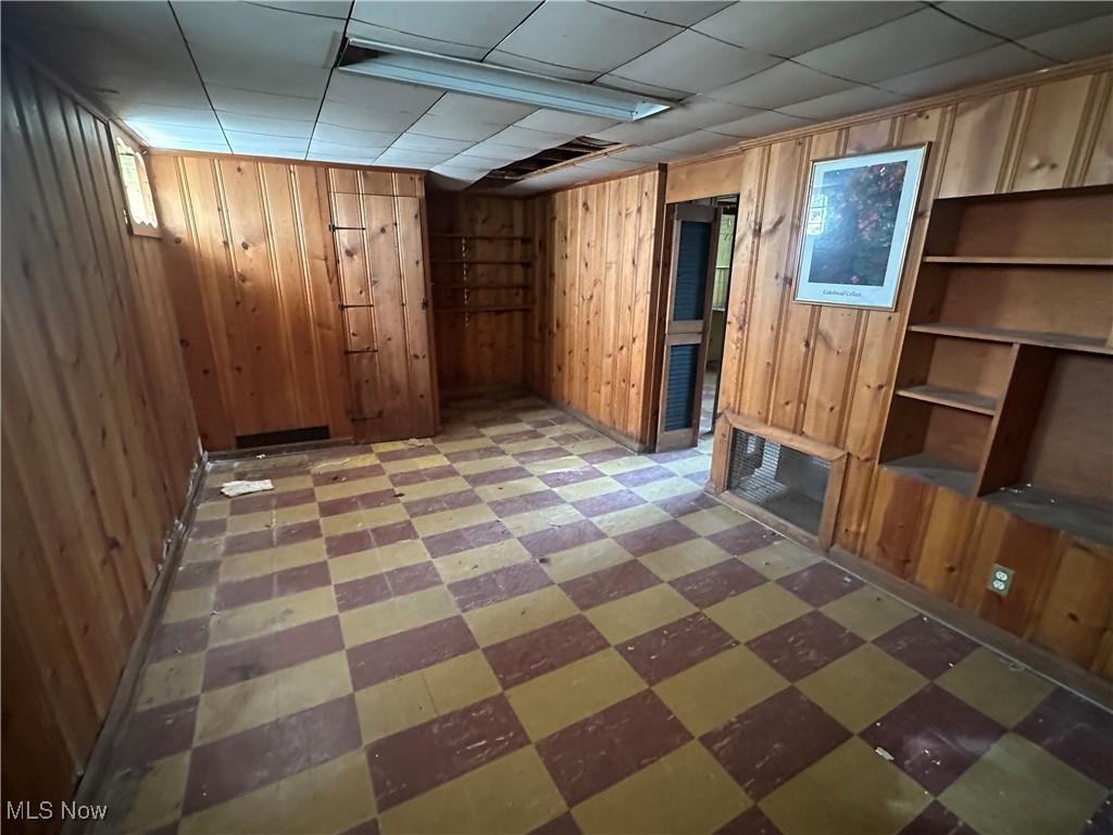 South Euclid, Ohio 44121, United States, 2 Bedrooms Bedrooms, ,2 BathroomsBathrooms,Residential,Pending,94761