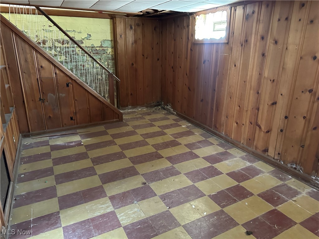 South Euclid, Ohio 44121, United States, 2 Bedrooms Bedrooms, ,2 BathroomsBathrooms,Residential,Pending,94761