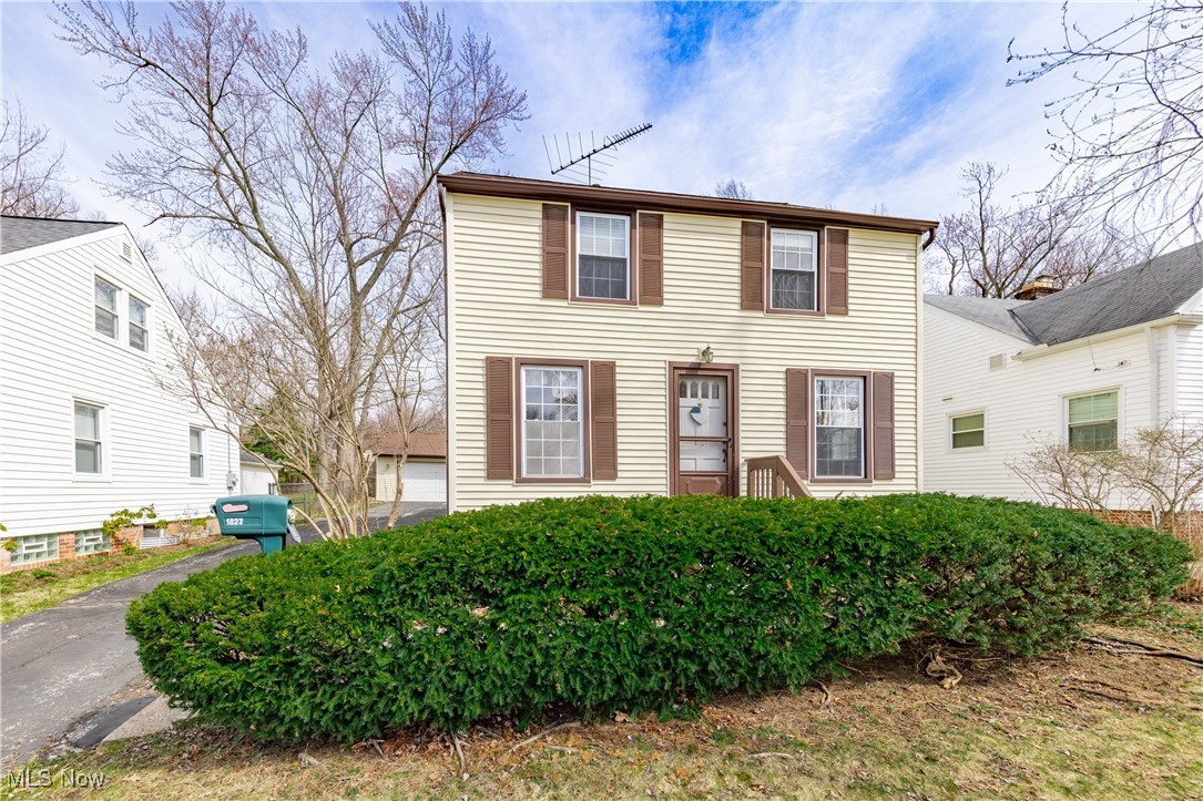 South Euclid, Ohio 44121, United States, 2 Bedrooms Bedrooms, ,2 BathroomsBathrooms,Residential,Pending,94761