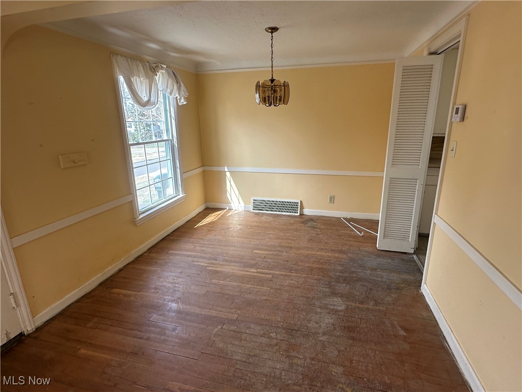 South Euclid, Ohio 44121, United States, 2 Bedrooms Bedrooms, ,2 BathroomsBathrooms,Residential,Pending,94761