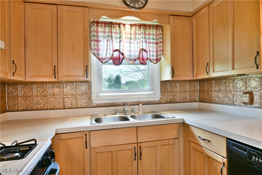 4344 Ridge Road, Cortland, Ohio image 15