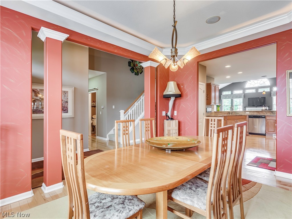 Wheaton Place at Creekstone Condo - Residential