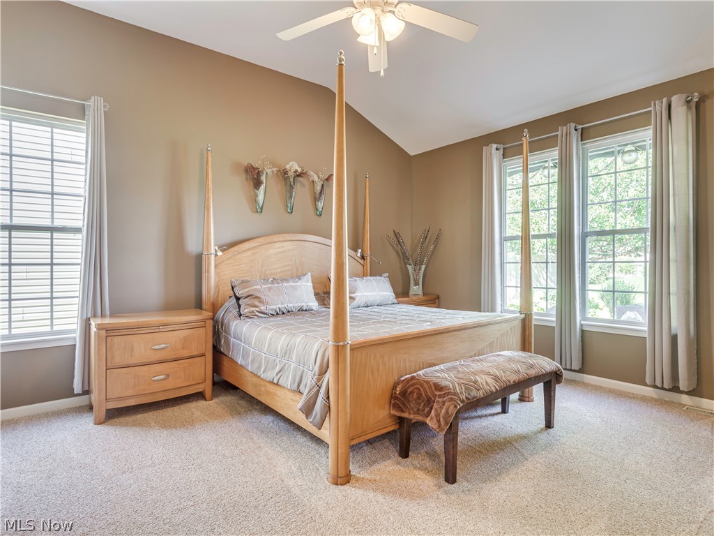 Wheaton Place at Creekstone Condo - Residential