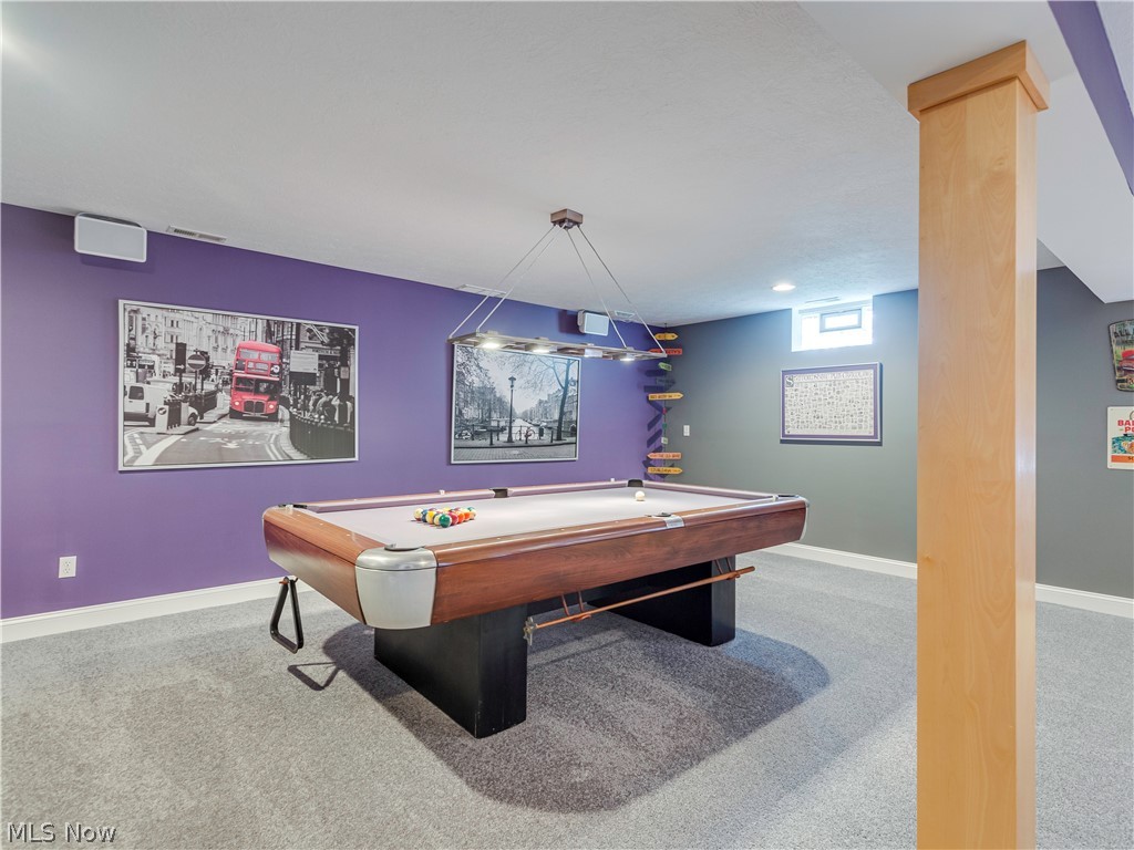 Wheaton Place at Creekstone Condo - Residential