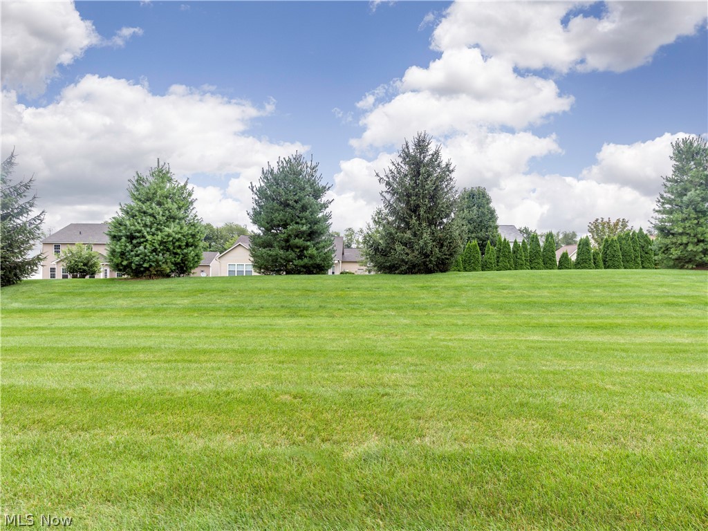 Wheaton Place at Creekstone Condo - Residential