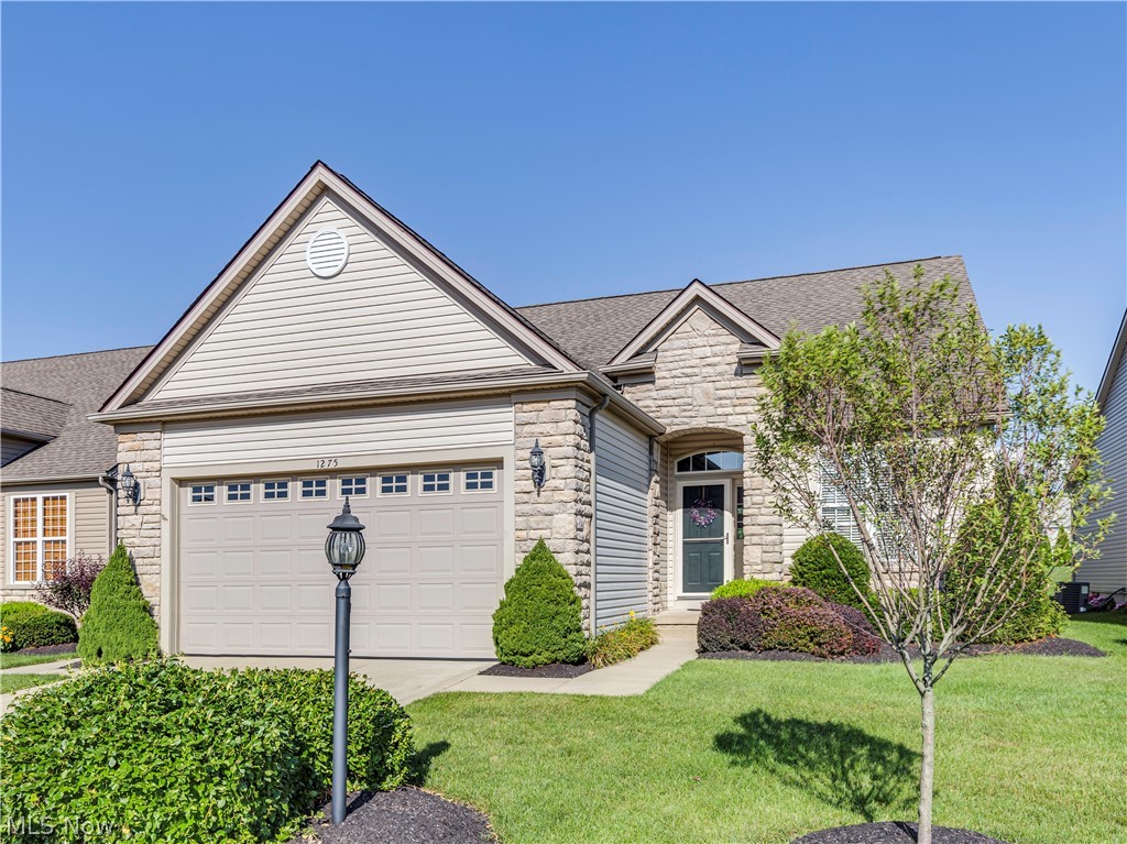 Wheaton Place at Creekstone Condo - Residential