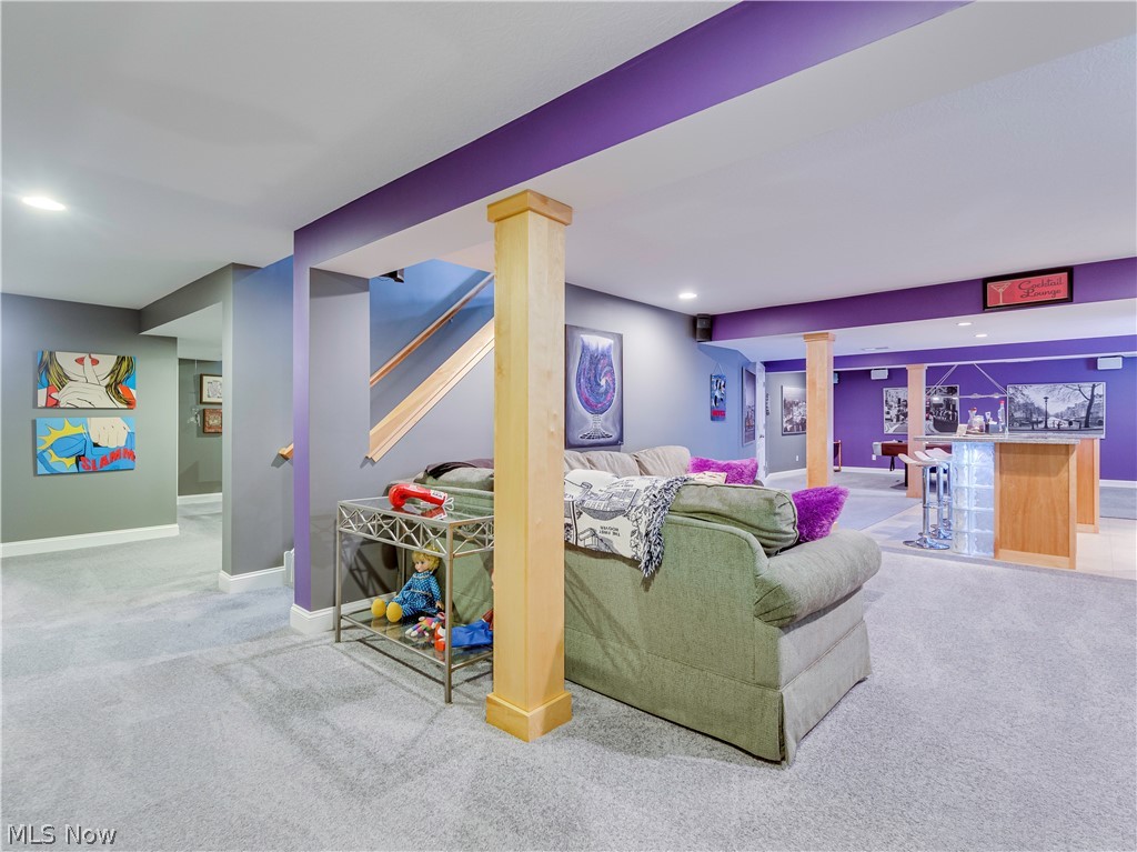 Wheaton Place at Creekstone Condo - Residential