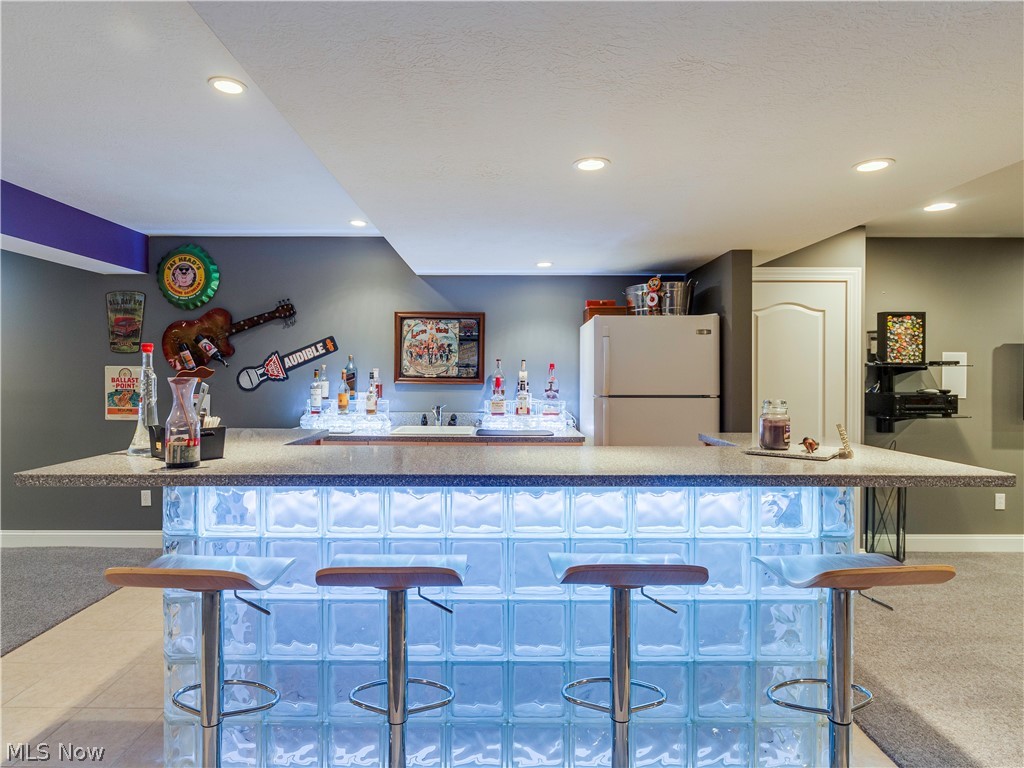 Wheaton Place at Creekstone Condo - Residential