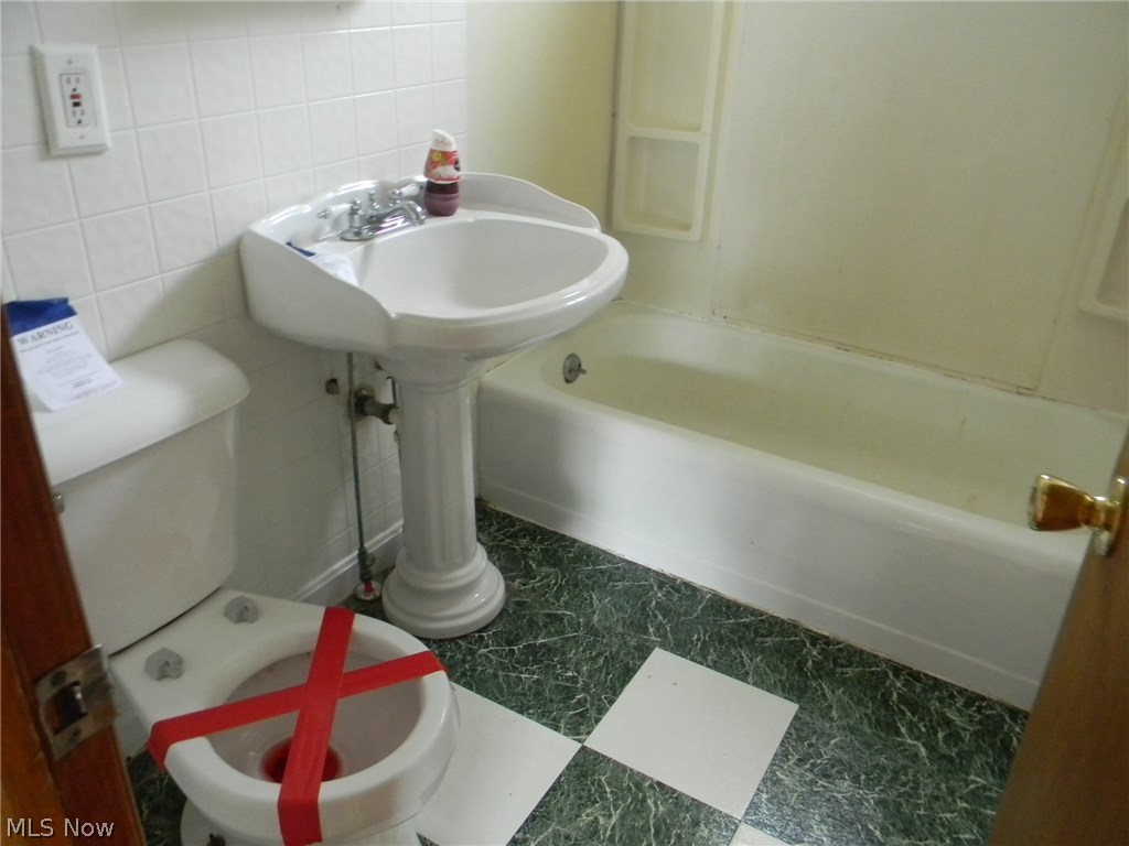 Howard Homes - Residential