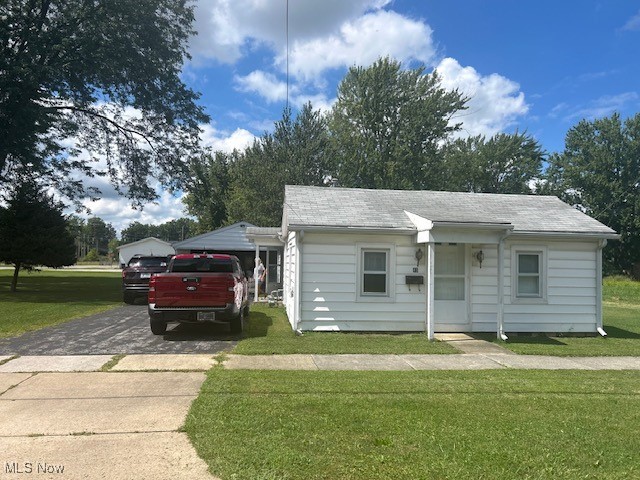 Cute home on .40 acres in town. Property is zoned R-2, with 120' of frontage and could have a duplex put on it.