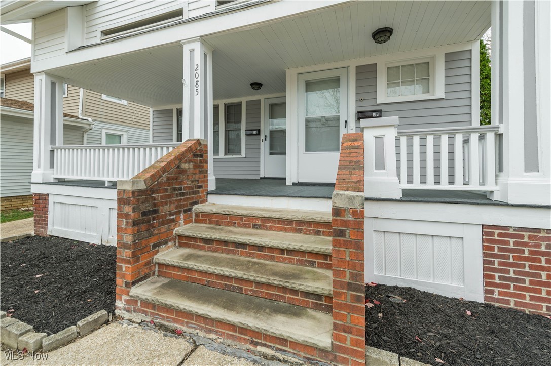 2085 Chesterland Avenue