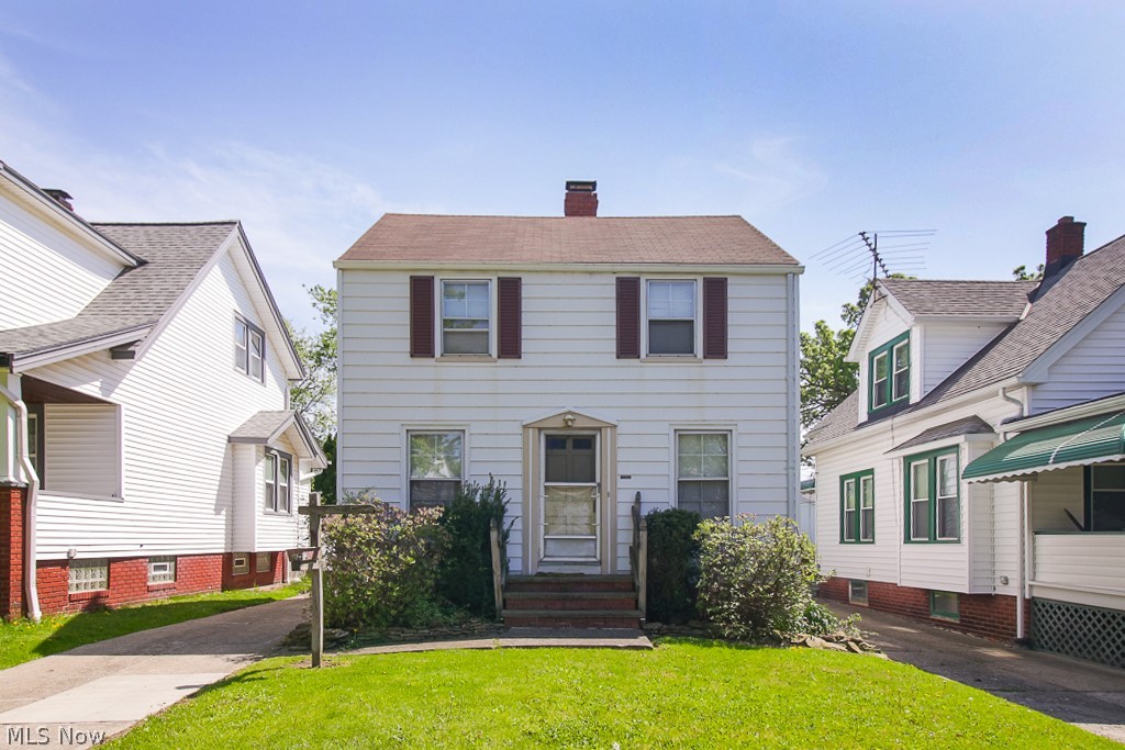 Single family investment property. Tenant occupied colonial with 3 bedrooms, 1 bath, full basement and detached single car garage. Owner is selling as-is and won't be making any repairs.