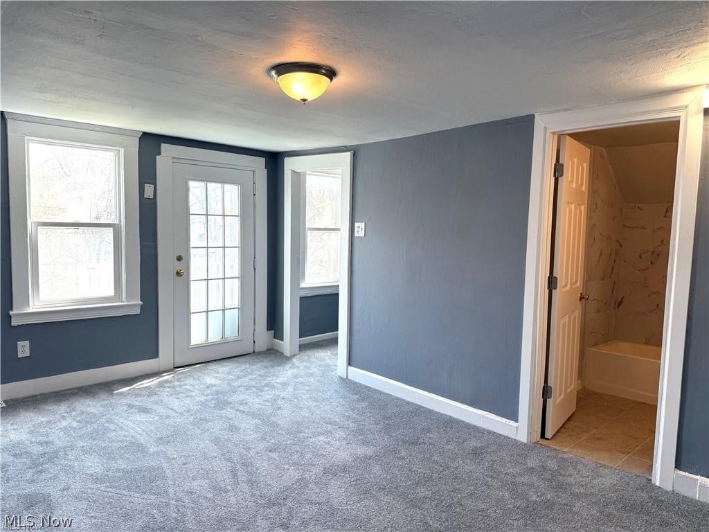 3143 W 104th Street