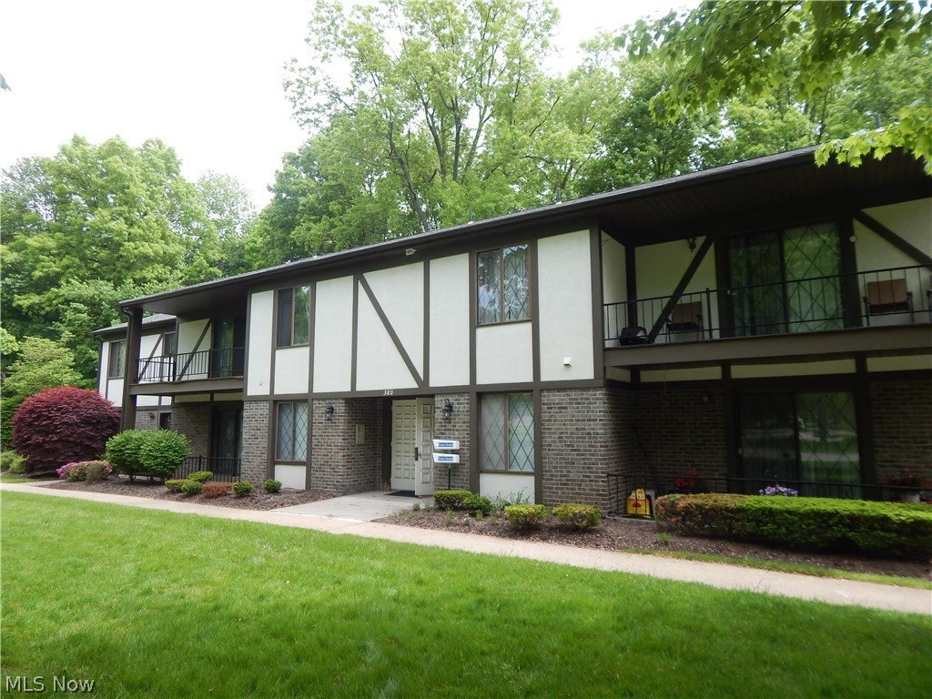 Gates Mills Condo - Residential