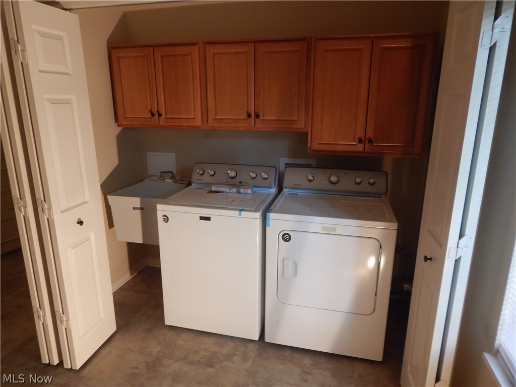 Gates Mills Condo - Residential