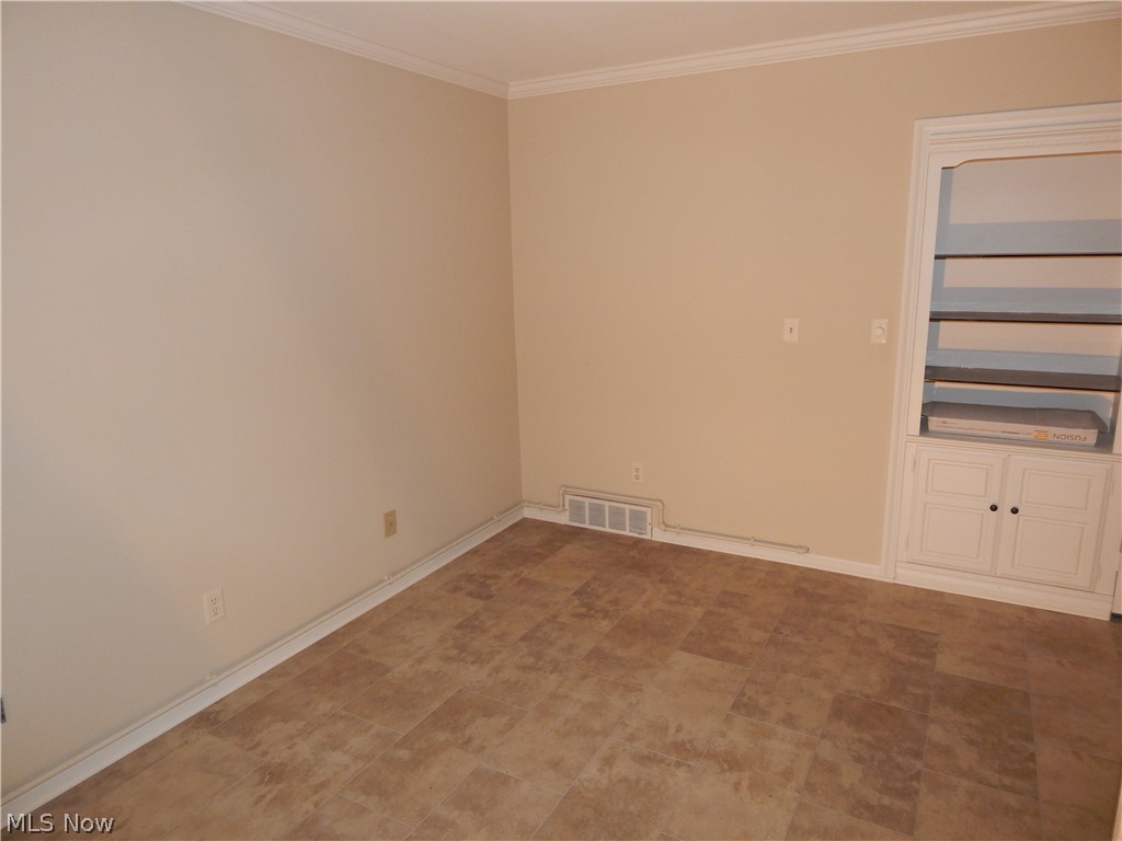 Gates Mills Condo - Residential