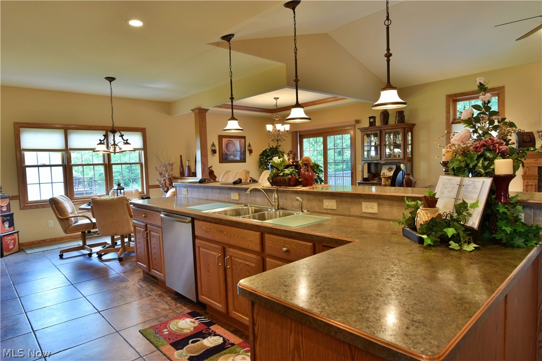 Sanctuary/Frst Hills 01 - Residential