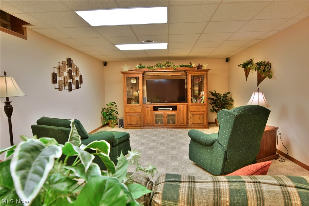 Sanctuary/Frst Hills 01 - Residential