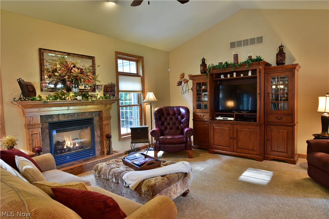 Sanctuary/Frst Hills 01 - Residential