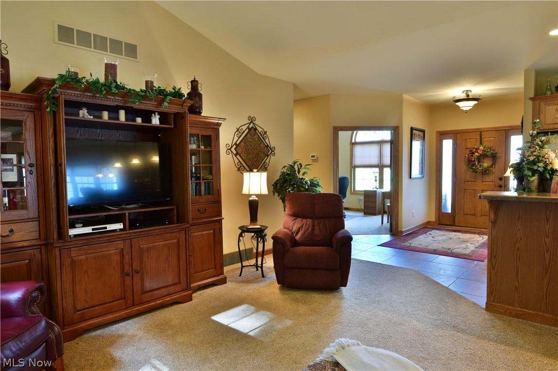 Sanctuary/Frst Hills 01 - Residential