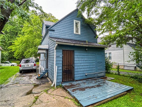Tiny photo for 2827 E 119th Street, Cleveland, OH 44120 (MLS # 5221845)