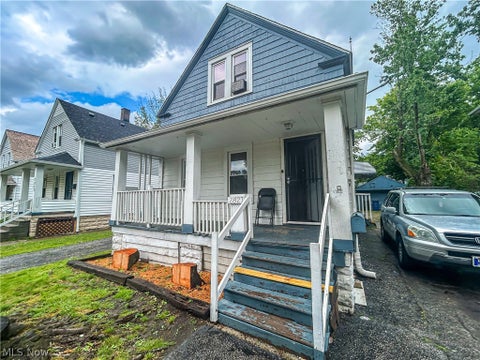 Photo of 2827 E 119th Street, Cleveland, OH 44120 (MLS # 5221845)