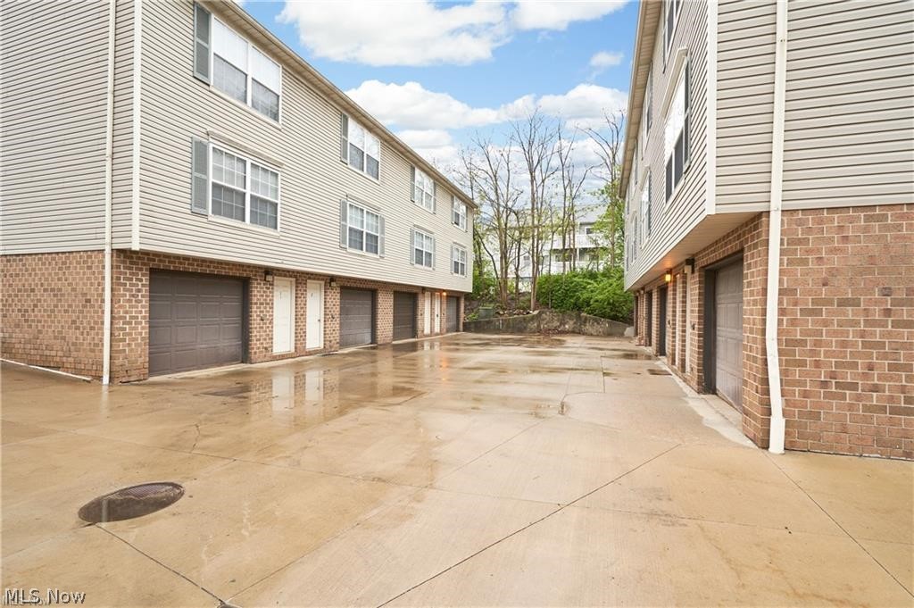 Tallmadge 01 - Commercial Sale