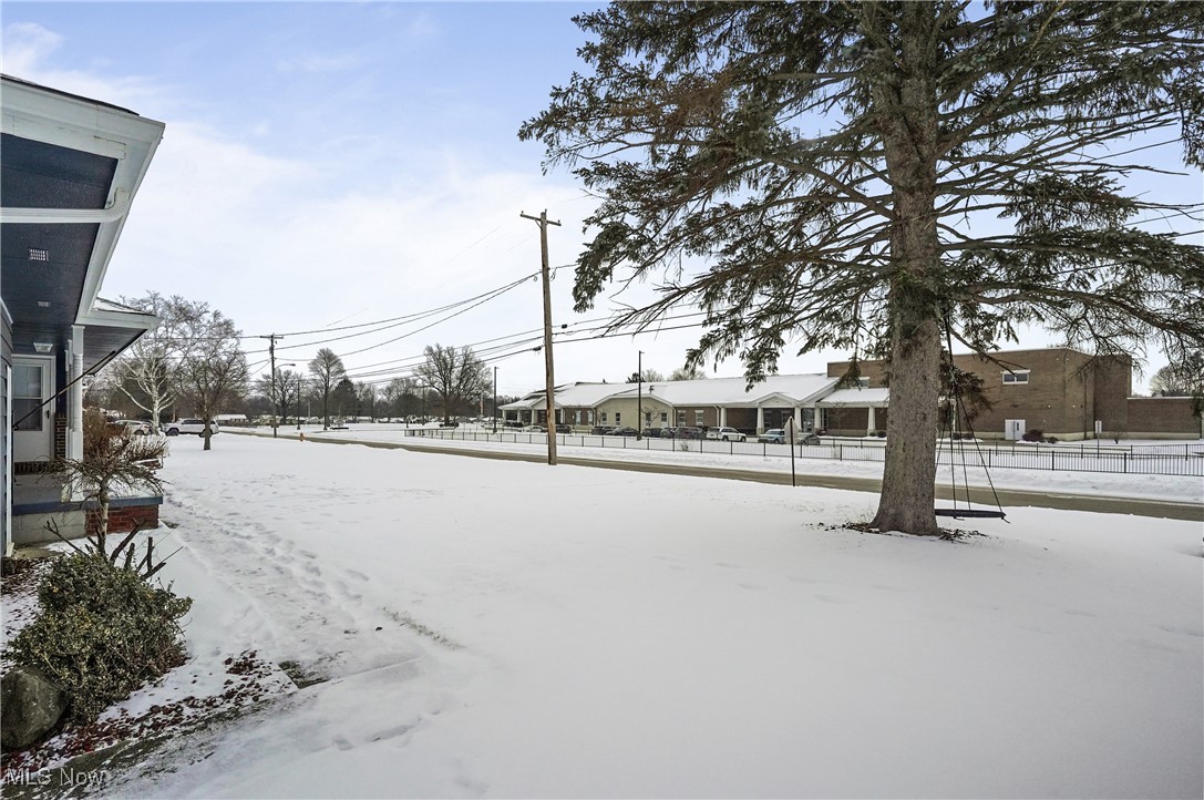 1810 Sequoya Drive, Youngstown, Ohio image 31