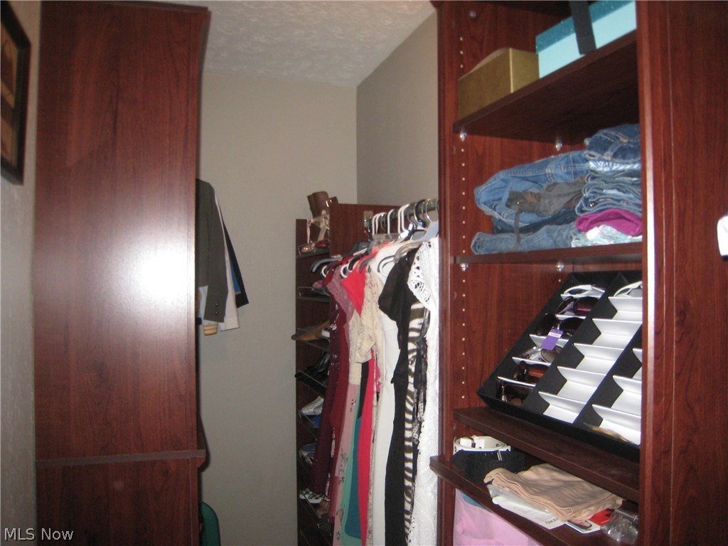 Meadow Run Condo - Residential