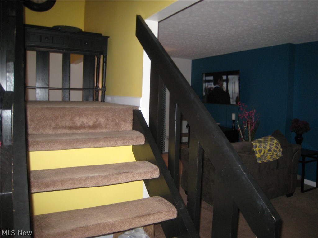 Meadow Run Condo - Residential