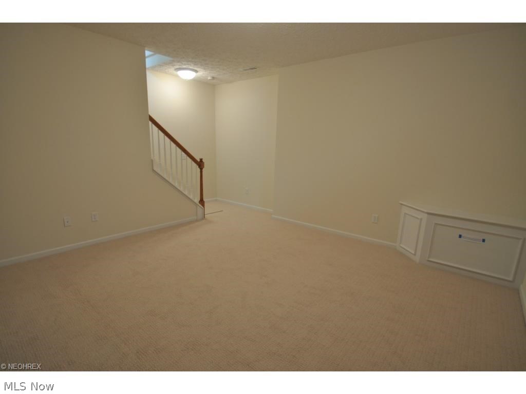 Waterside Xings 05 - Residential Lease