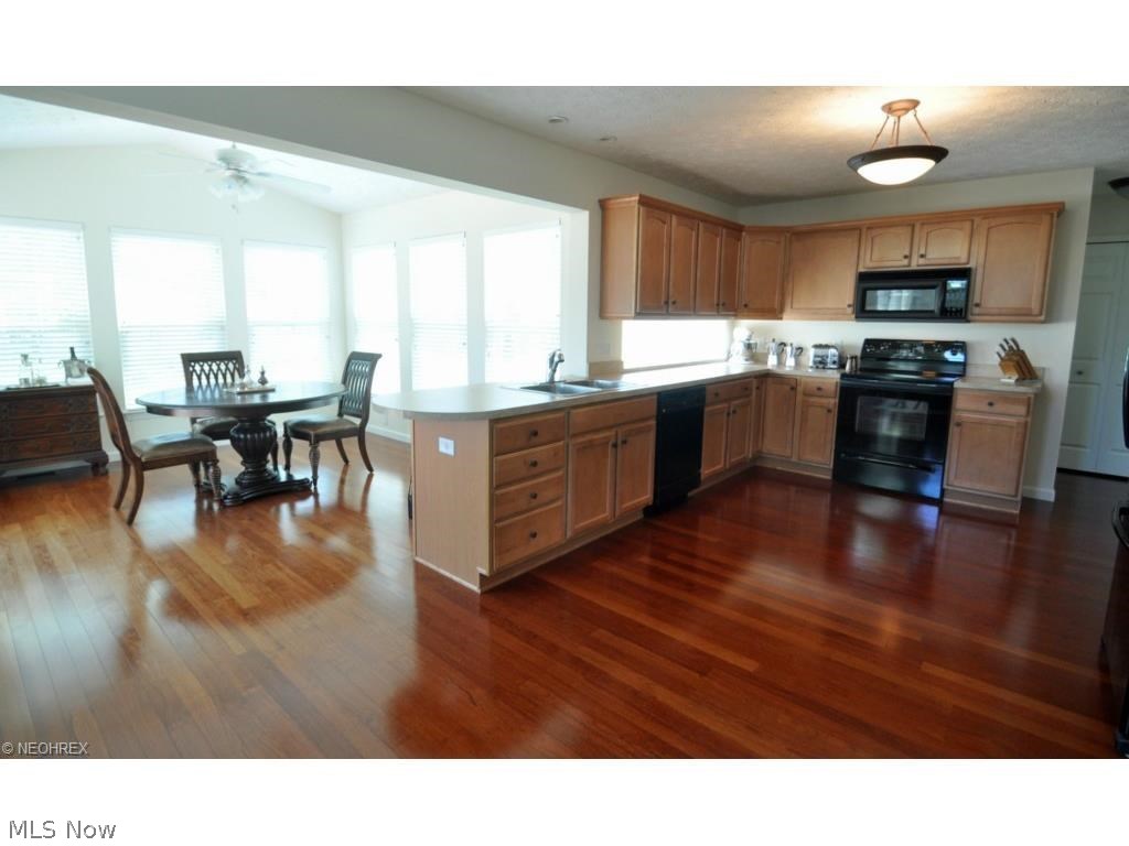 Waterside Xings 05 - Residential Lease