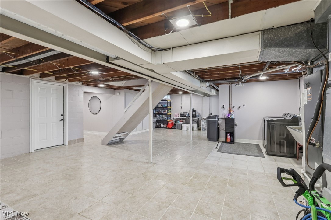 Village/East Palestine - Residential