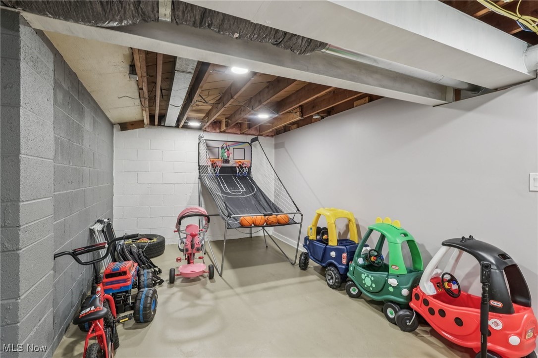 Village/East Palestine - Residential