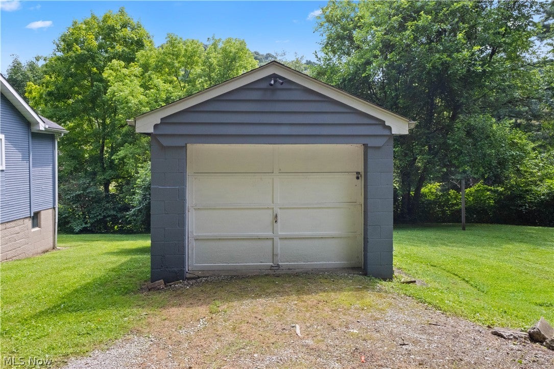 210 Arnell Lane