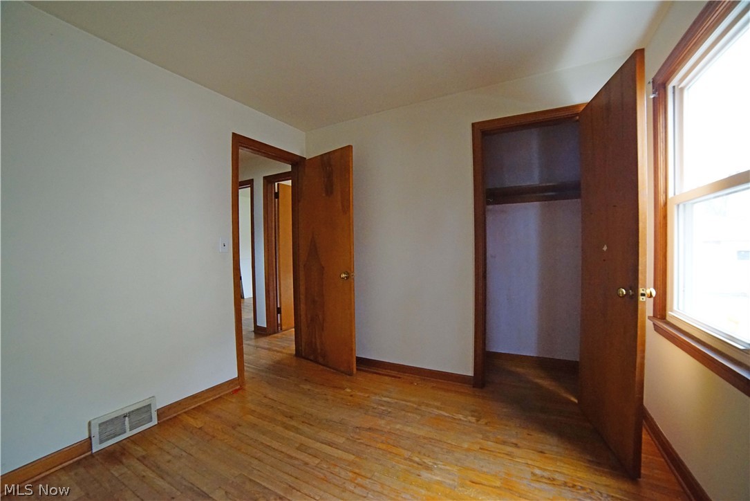 Louis Lev & Son Inc - Residential Lease