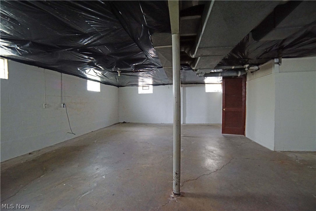 Louis Lev & Son Inc - Residential Lease